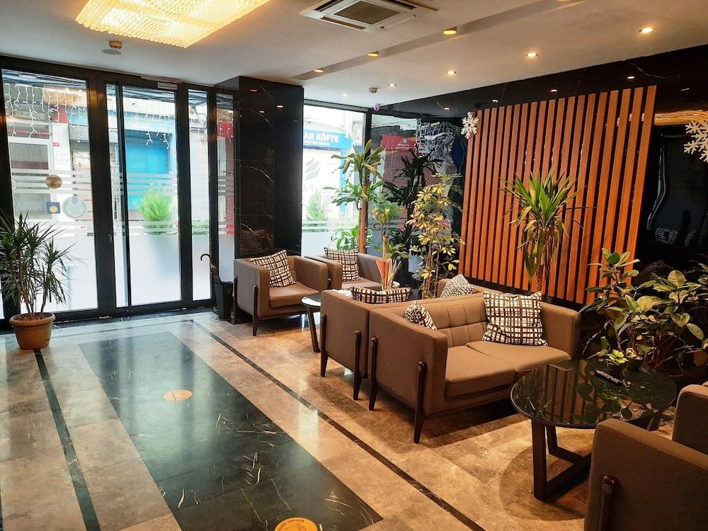 Pell Palace Hotel & Spa - Lobby Lounge
