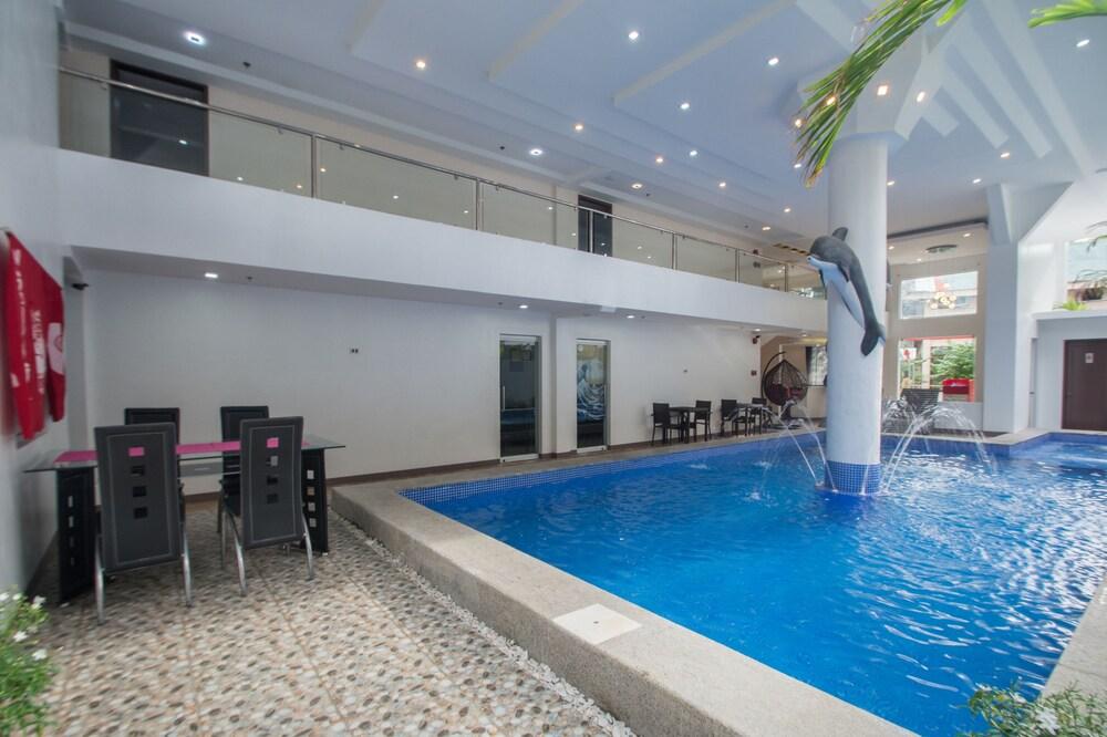 IL Mare Sakura Resort Boracay - Indoor Pool