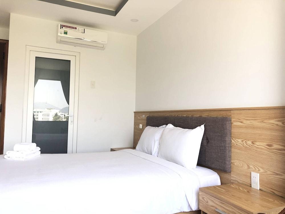 OYO 1127 Hana Hotel Nha Trang - Room
