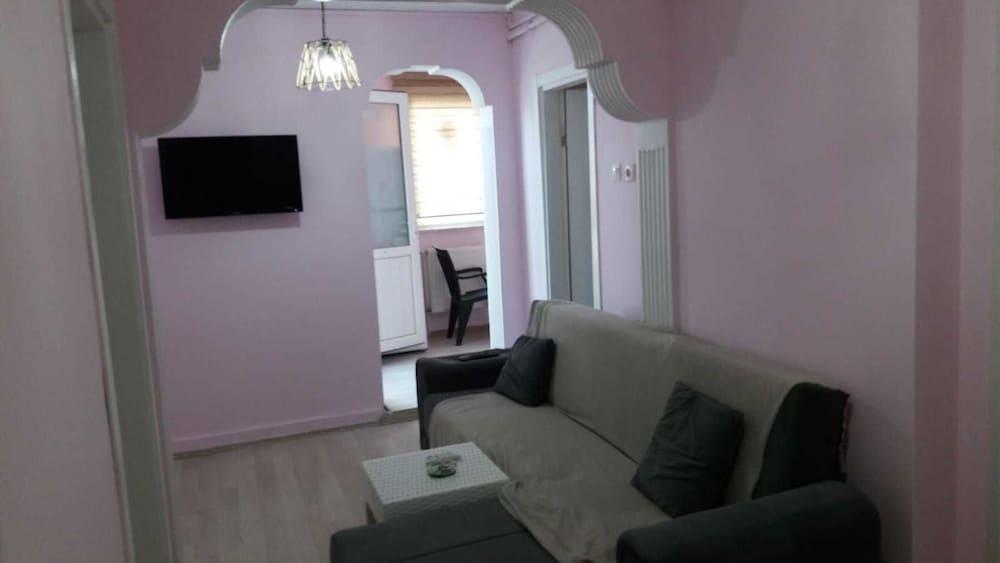 Zeytin Apart - Living Room
