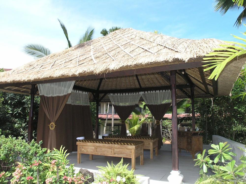 Palm Beach Hotel Bali - Massage
