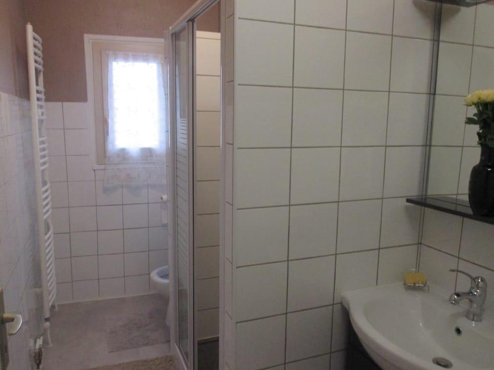 Chambres chez l'habitant - Betrancourt - Bathroom