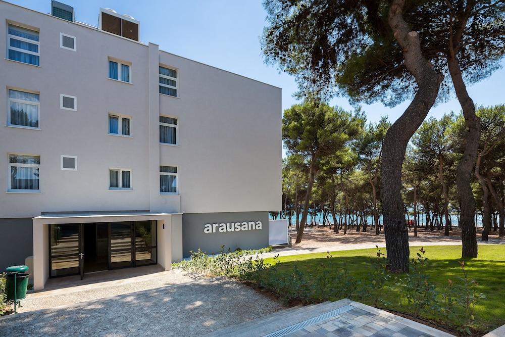 Hotel Villa Arausana & Antonina - Exterior