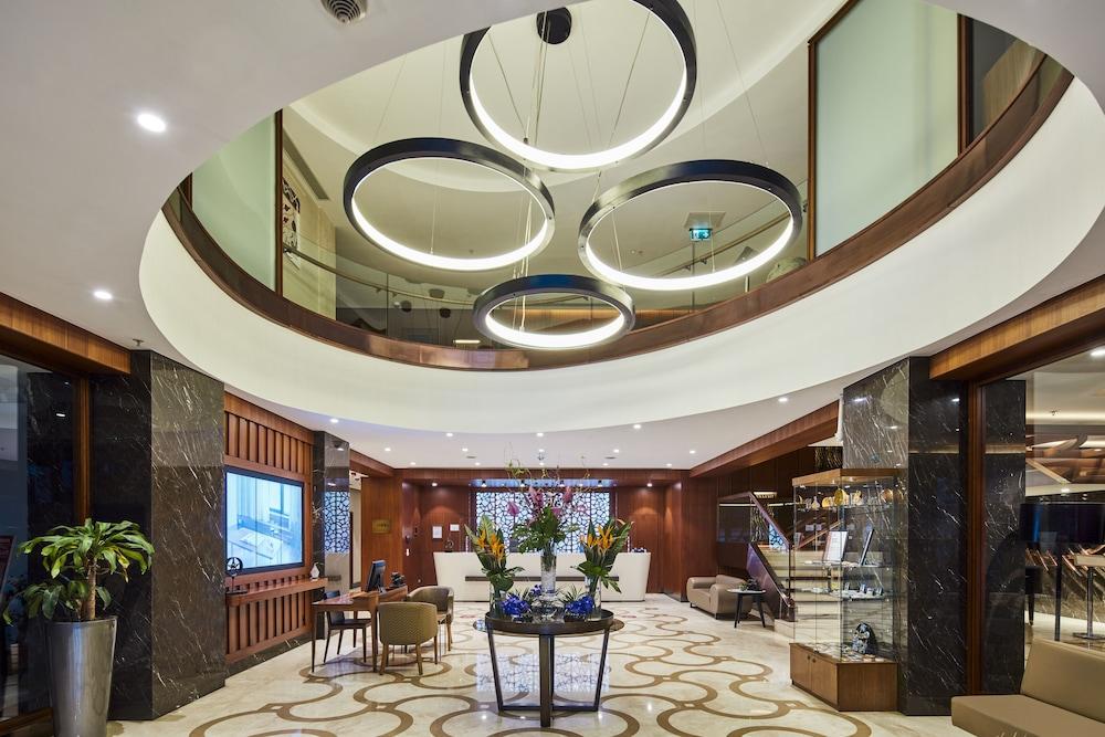 Mövenpick Hotel Istanbul Golden Horn - Lobby