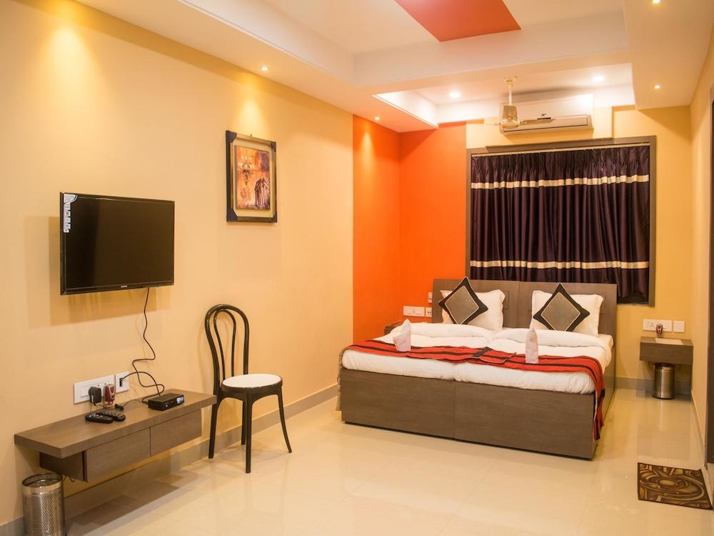 OYO 6356 Urban Guest House - Room