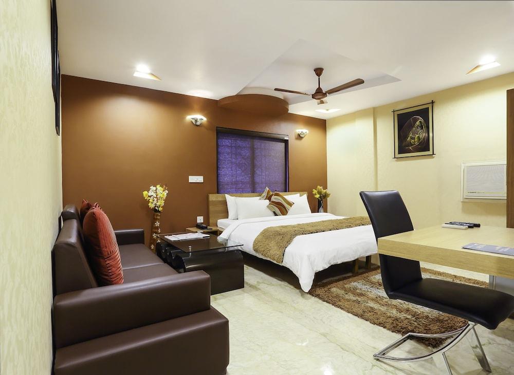 Hotel Narayani Enclave - Room