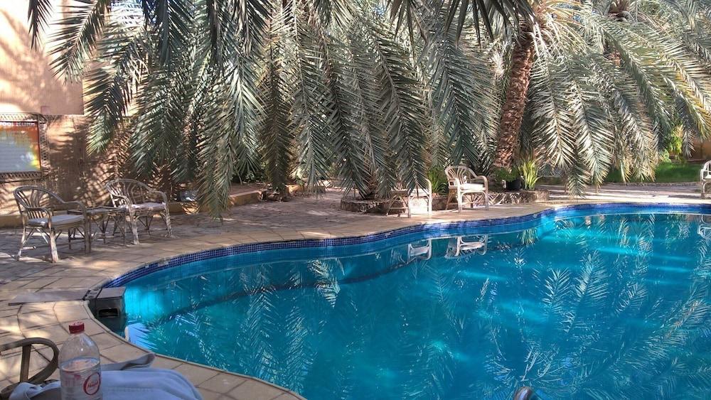 Siwa Paradise Hotel - Property Grounds