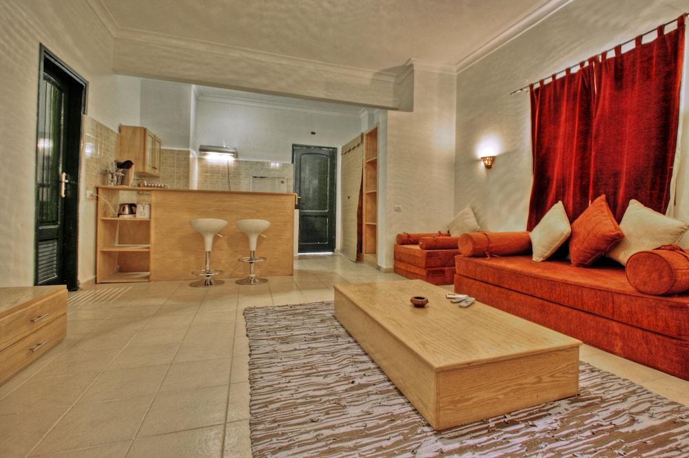 l'Oasis de Safaga Apartments - Featured Image
