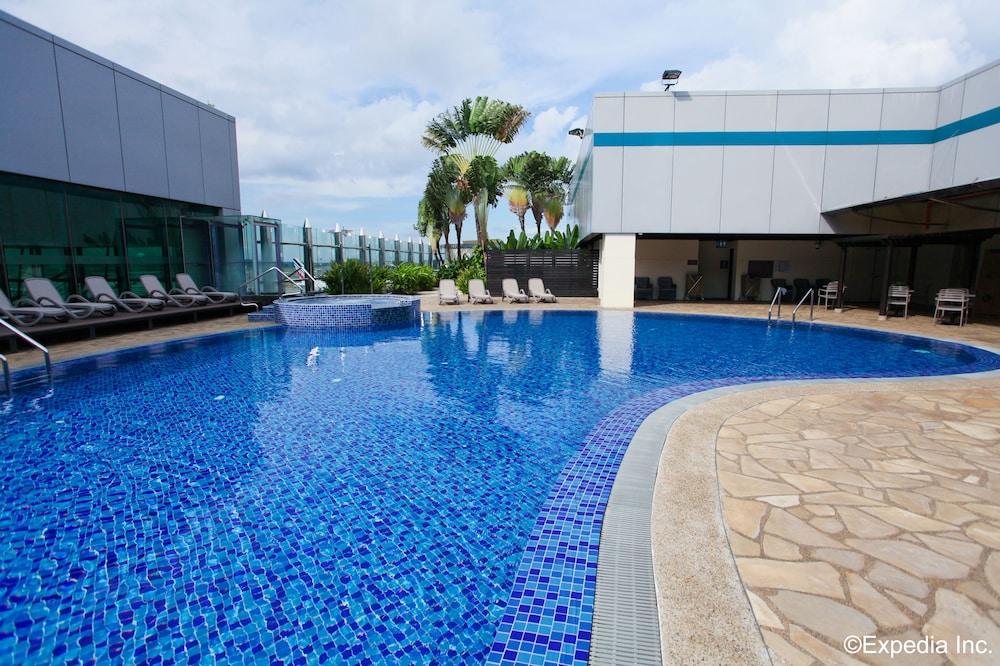 Aerotel Singapore - Transit Hotel in Terminal 1 - Outdoor Pool