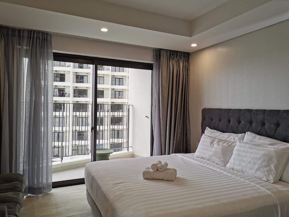 Gold Coast Luxury Apartment Nha Trang - Room