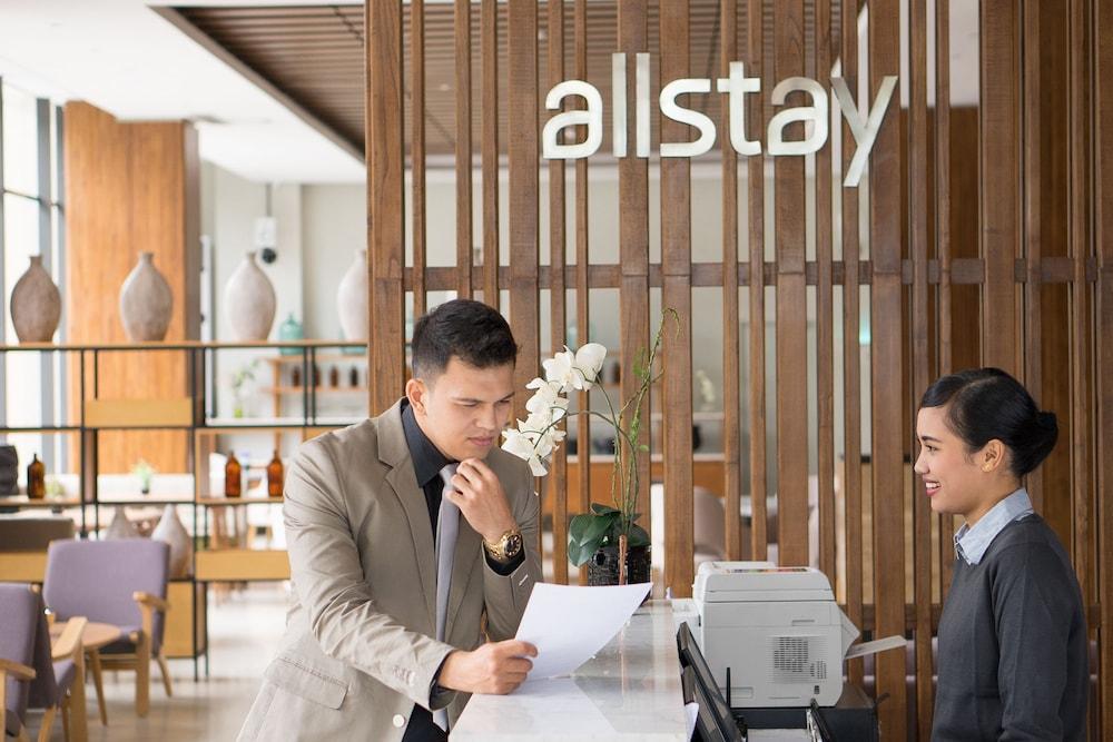 Allstay Hotel Semarang - Reception