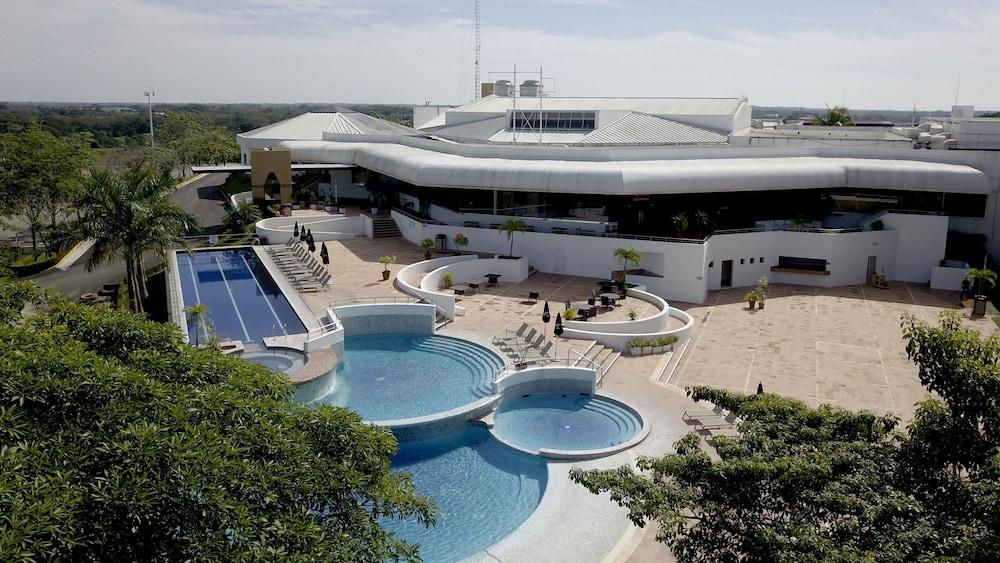 Holiday Inn Villahermosa Aeropuerto, an IHG Hotel - Pool