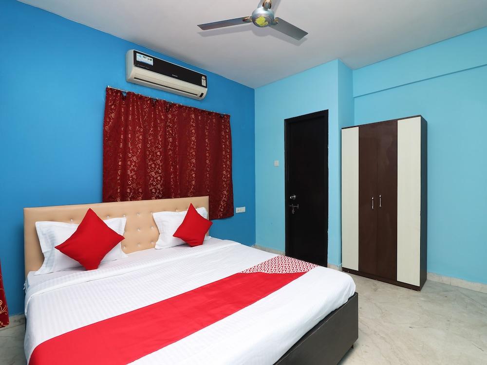 OYO 7111 Fanindra Guest House - Featured Image