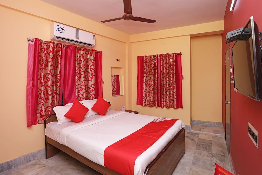 OYO 14379 Shubham Guest House & Banquets - Room