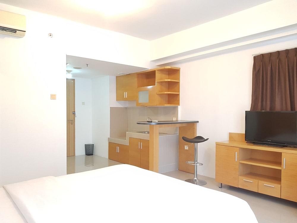 Sun Apartment Semarang - Room