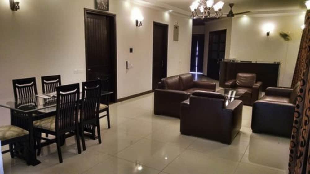 Elegance Services Guest House - Interior