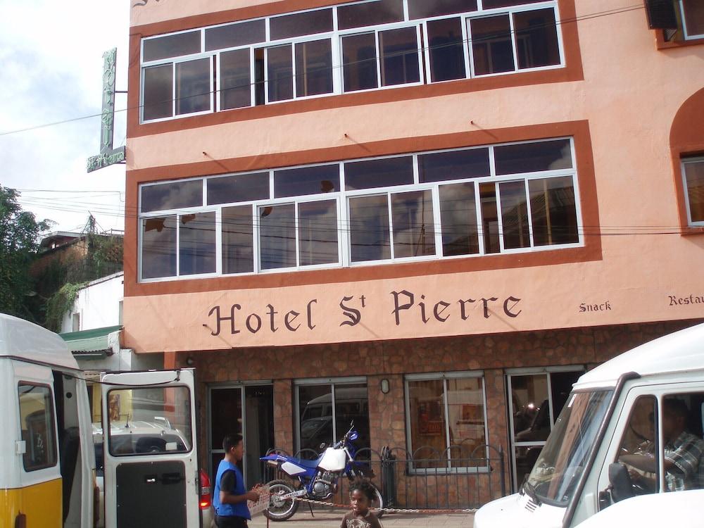 Hotel Saint Pierre - Featured Image