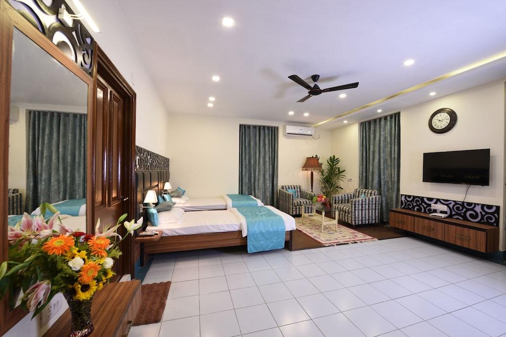 OYO 6760 Chowdhury Estate Premium - Room