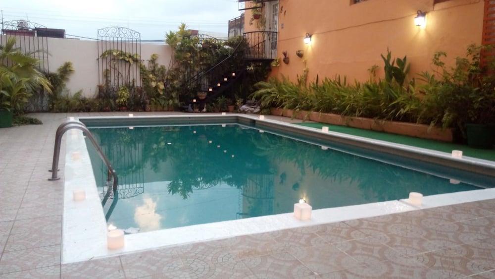 Hotel Plaza Independencia - Pool