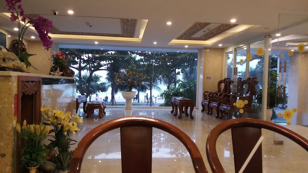 Nắng Vàng Nha Trang Hotel - Lobby