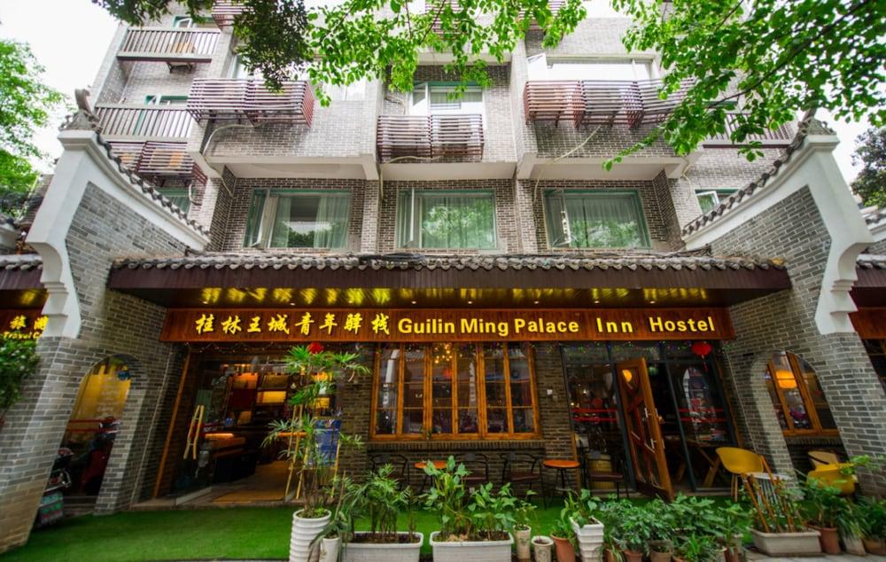 Ming Palace Inn - Featured Image