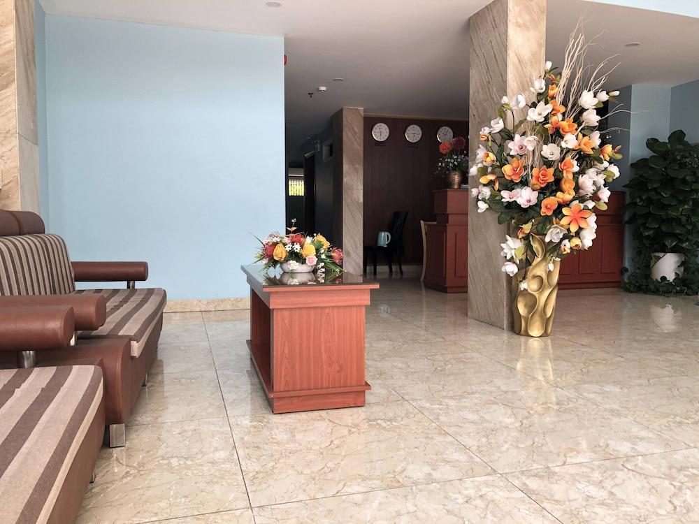 OYO 1127 Hana Hotel Nha Trang - Lobby