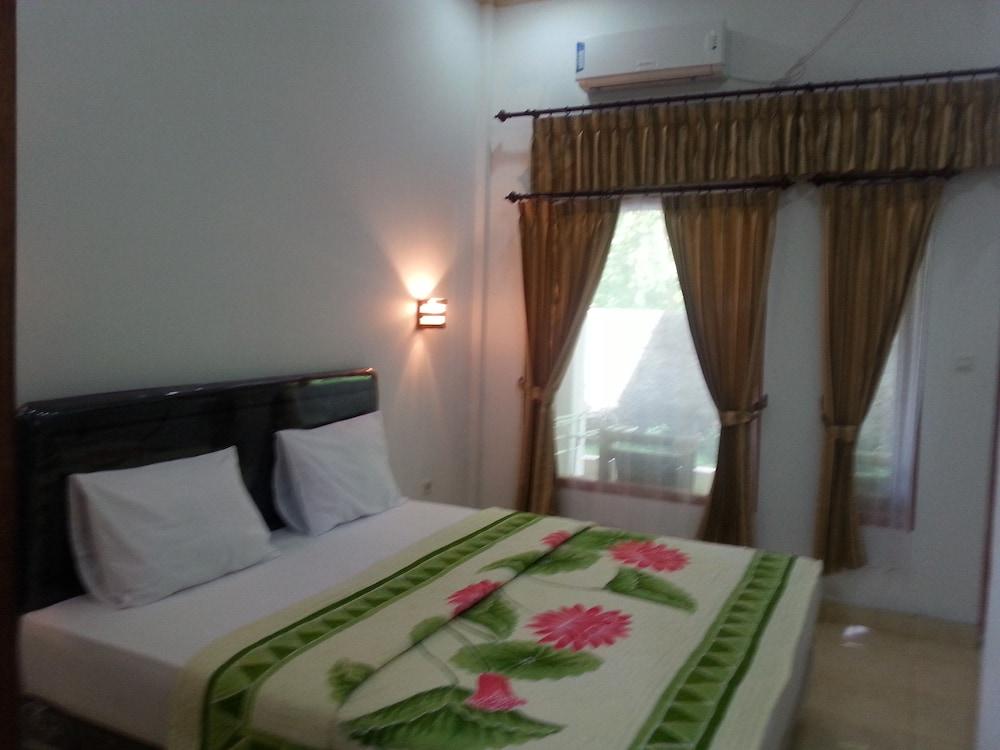 Krisna Home Stay - Room