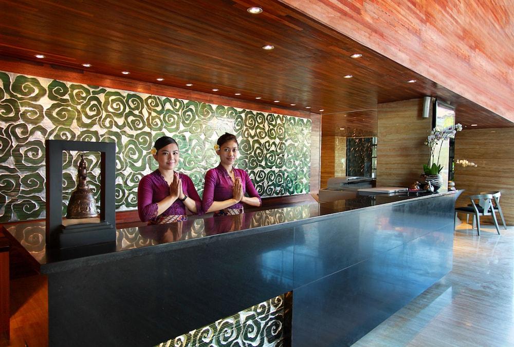 Grand Mega Resort & Spa Bali - Reception