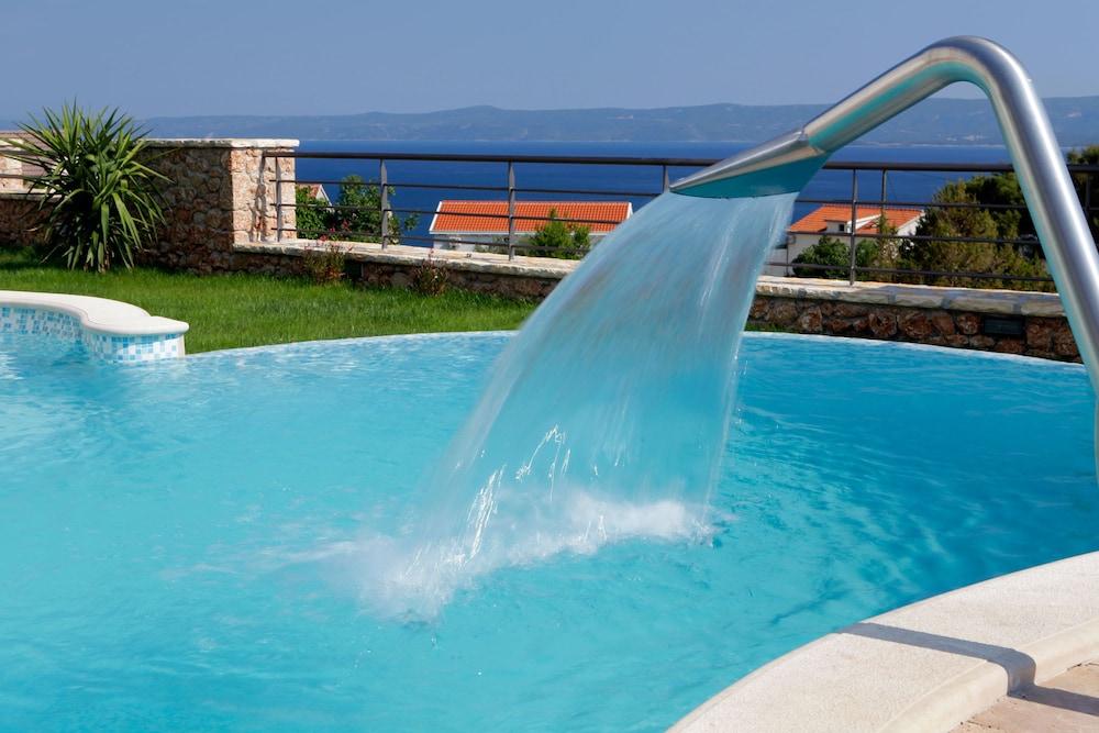 Villa Nera - Pool