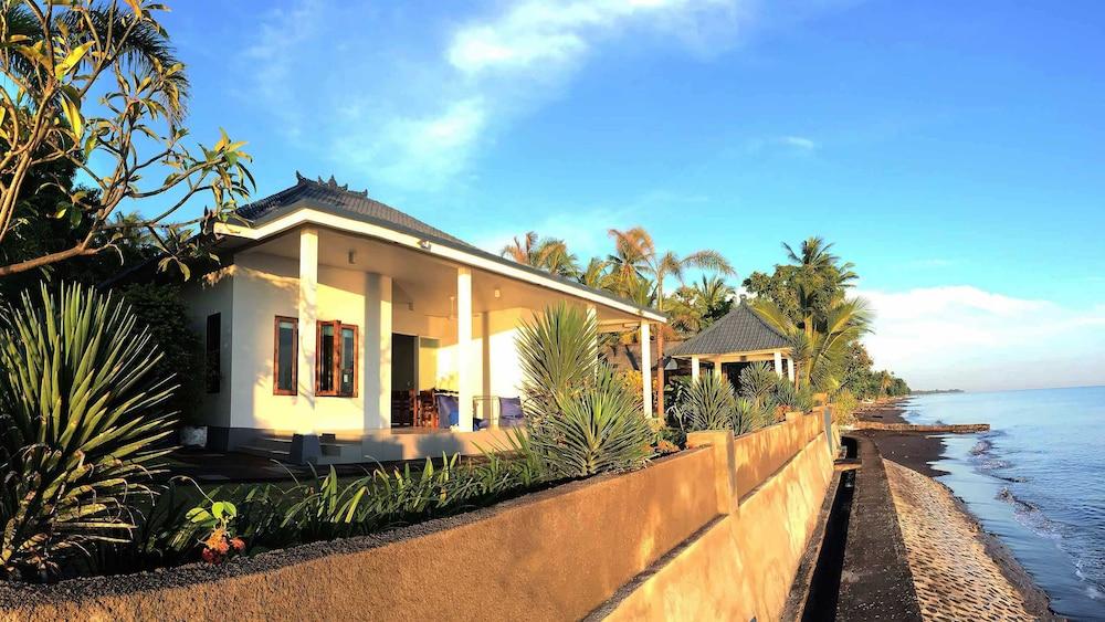 Air Sanih Beach Villa - Featured Image