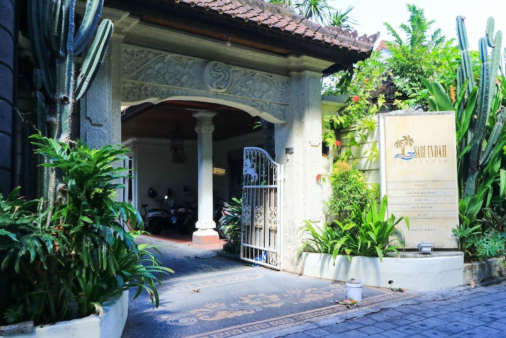 Sari Indah Cottages - Exterior detail