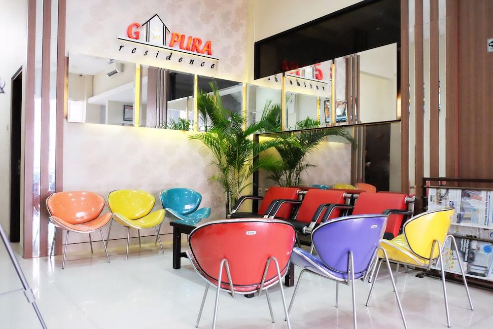 Gapura Residence By Sinergi - Lobby Sitting Area