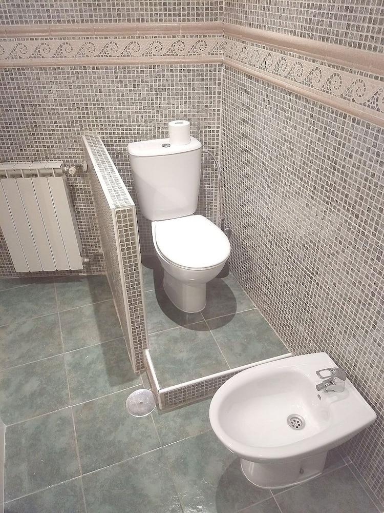 دريم مدريد - Bathroom