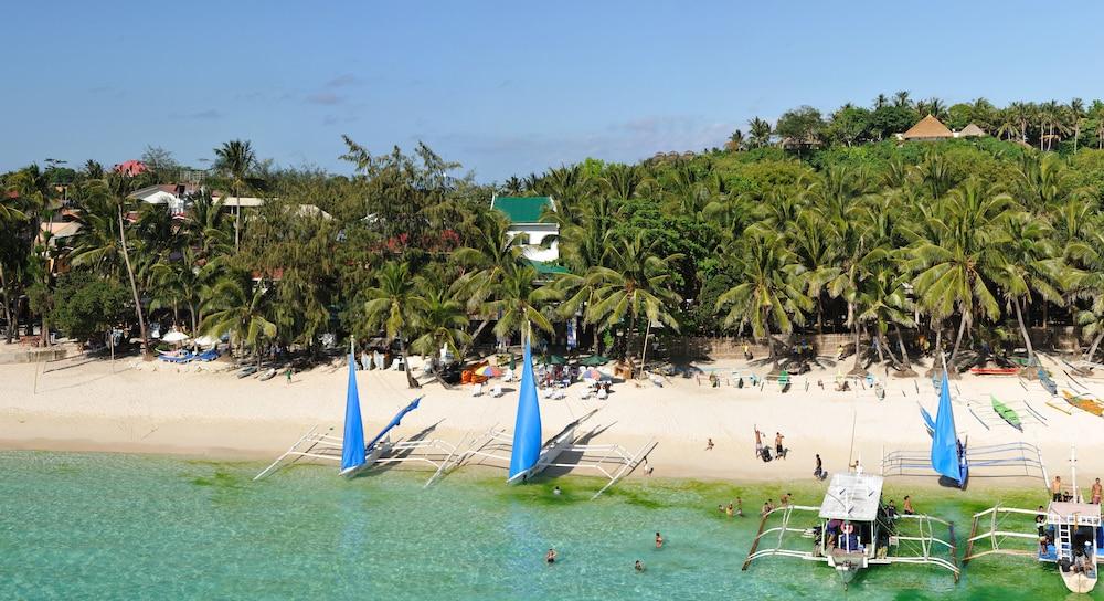 DiveGurus Boracay Beach Resort - Aerial View