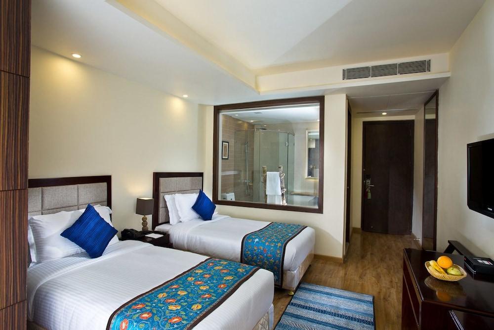Pipal Tree Hotel - Room