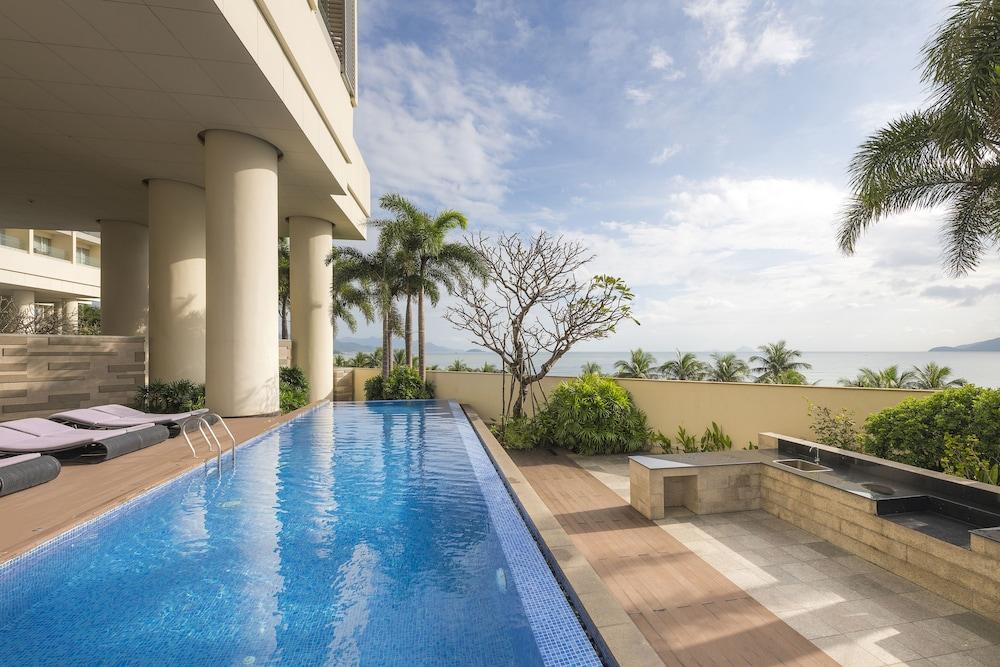 Christina's Nha Trang Costa Residences - Outdoor Pool