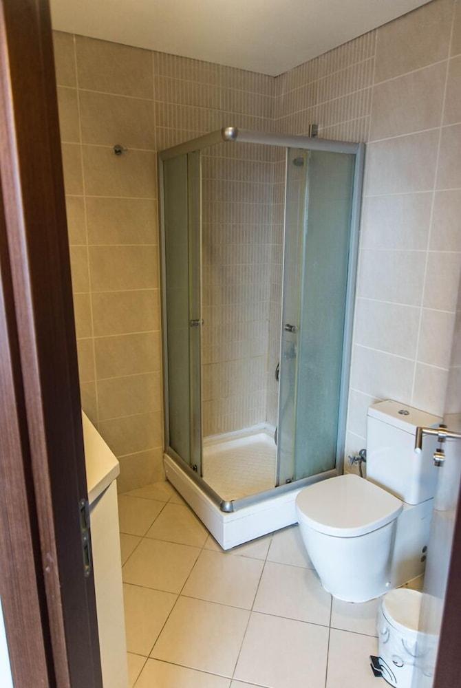 Dumankaya Ikon 33 Floor 1 Bedroom A - Bathroom