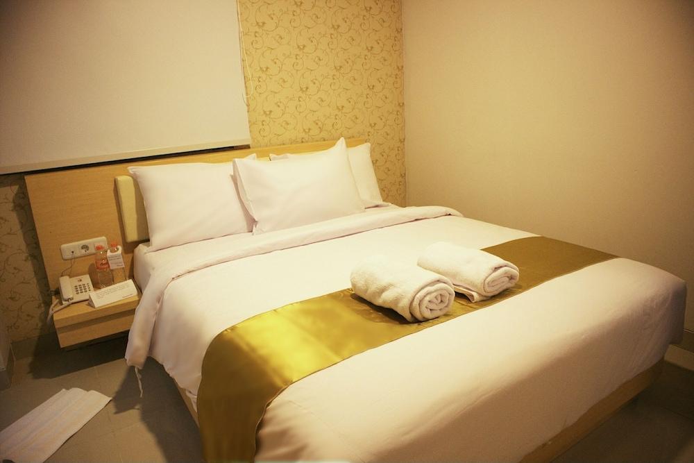 Hotel Tonotel - Room
