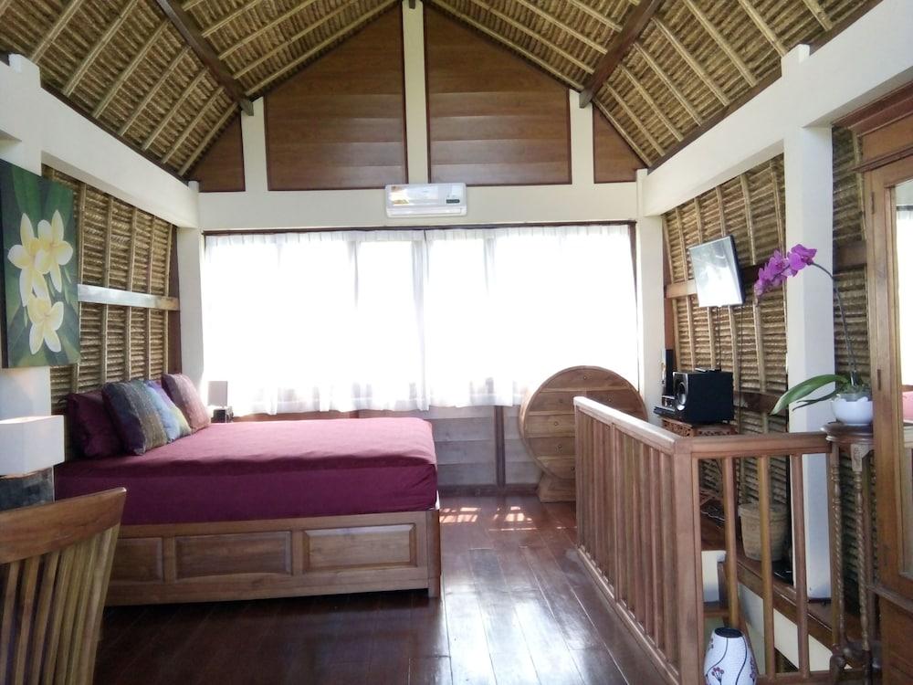 Bamboo bungalow - Room
