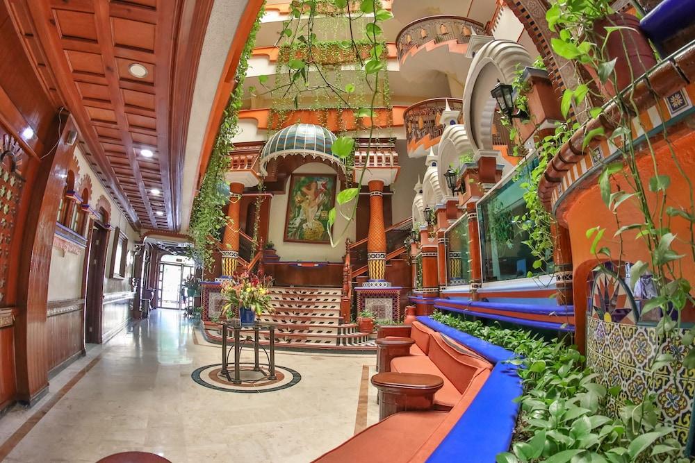 Hotel Báez Carrizal - Lobby Sitting Area