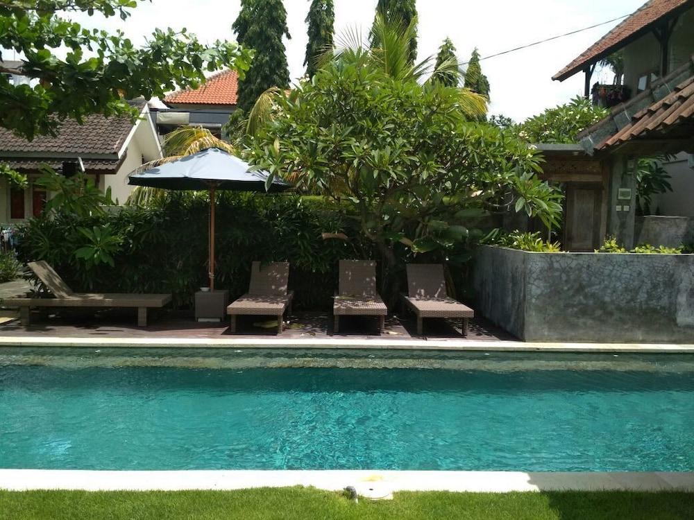 Palm 57 Guest House - Outdoor Pool