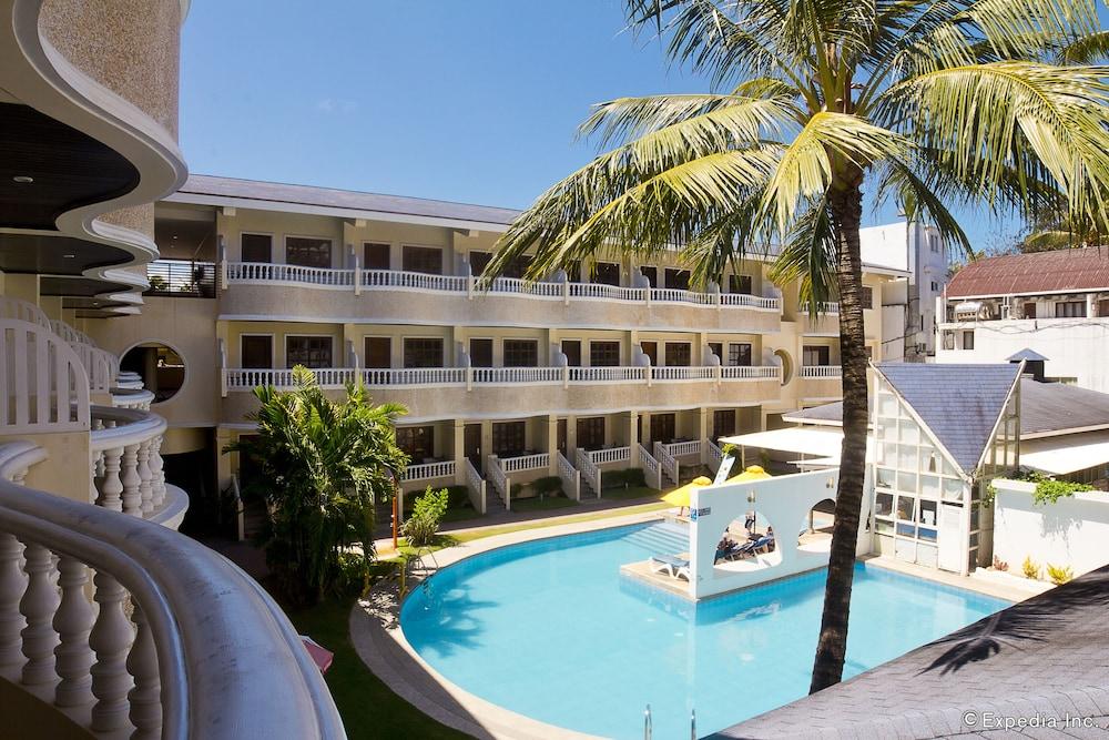 Real Maris Resort & Hotel - Outdoor Pool