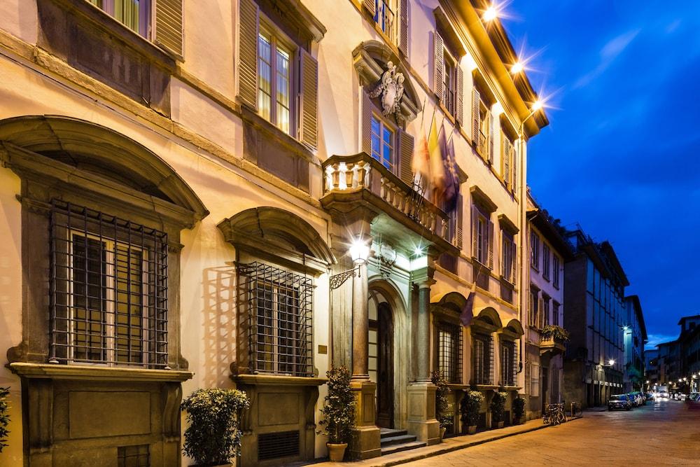 Relais Santa Croce by Baglioni Hotels - Featured Image