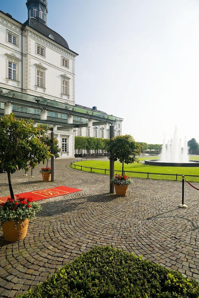 Althoff Grandhotel Schloss Bensberg - Property Grounds