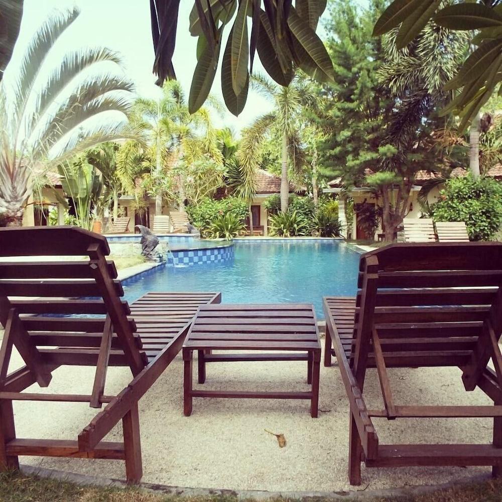 Kuta Cove Hotel - Pool
