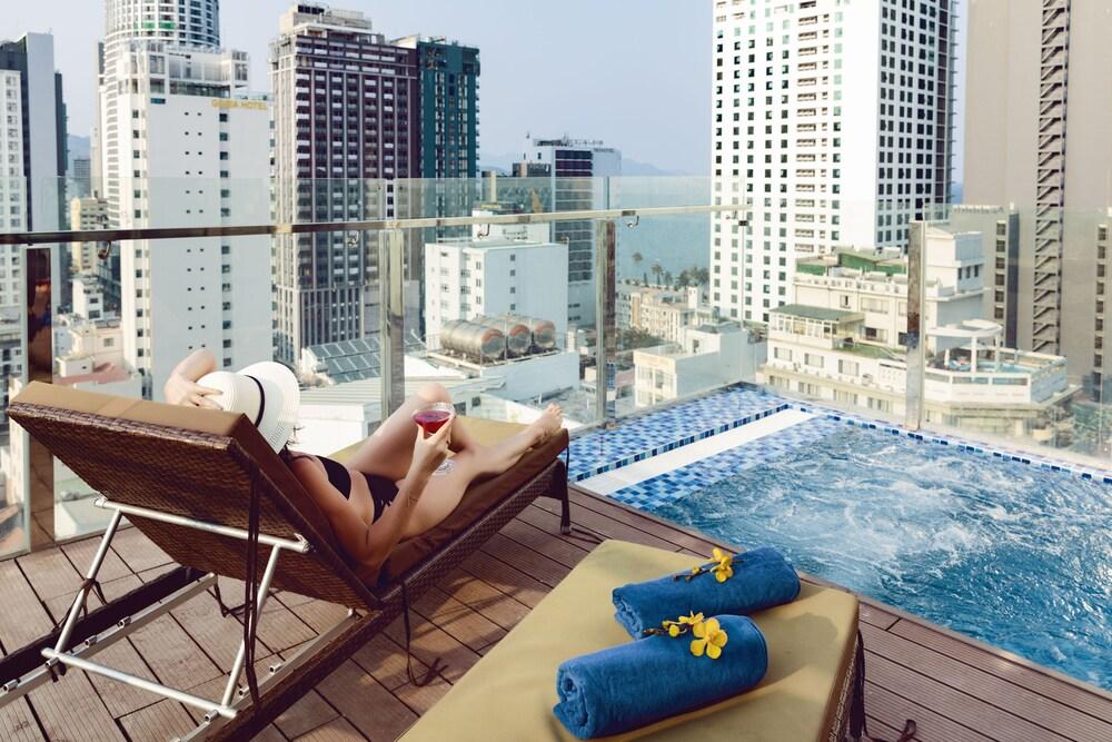 Agnes Nha Trang Hotel - Pool