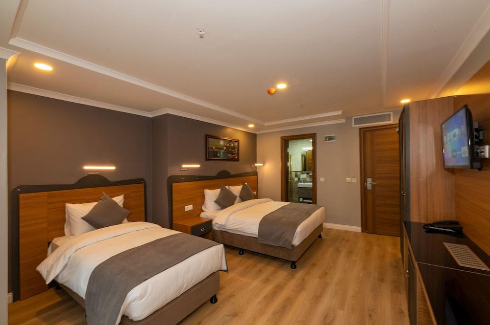New Emin Hotel - Room