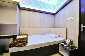 Hotel Diamond Suites - Room