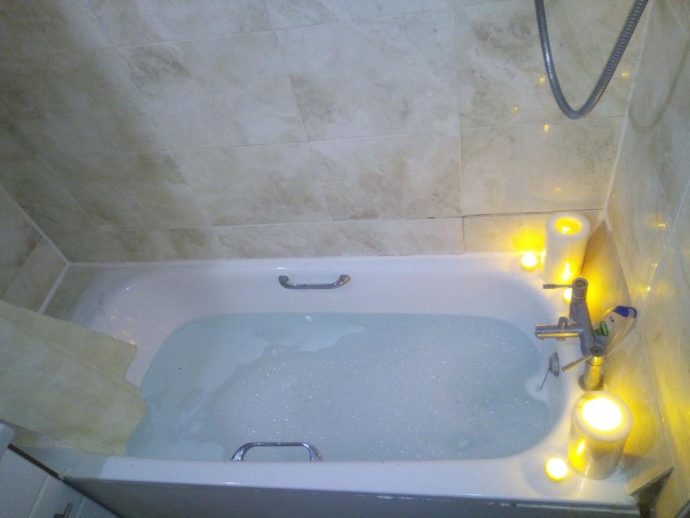 كوزي لودج - Deep Soaking Bathtub
