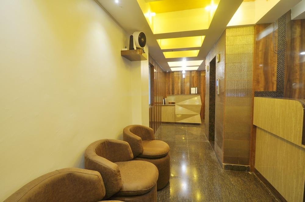 Hotel Shreesh Kolkata - Lobby